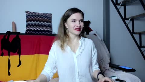 Snapshot of katherinemidnight chatting on January 24, 3:34 pm Katherine online show from January 24, 3:34 pm