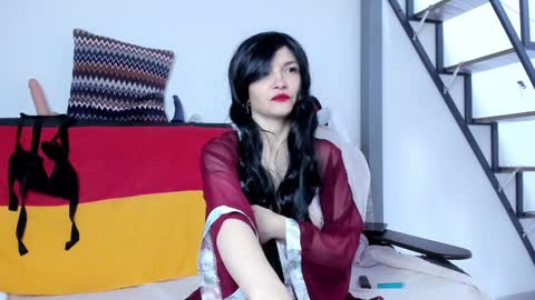 Snapshot of katherinemidnight chatting on December 20, 1:22 pm Katherine online show from December 20, 1:22 pm