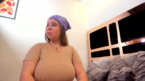 Katherin  online show from December 2, 11:45 am