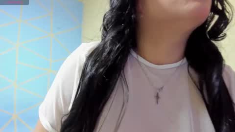 Snapshot of kathiaa_spring chatting on October 6, 2:50 am kathia online show from October 6, 2:50 am