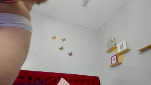 Snapshot of kathina_giraldo chatting on October 16, 1:14 pm Paola online show from October 16, 1:14 pm