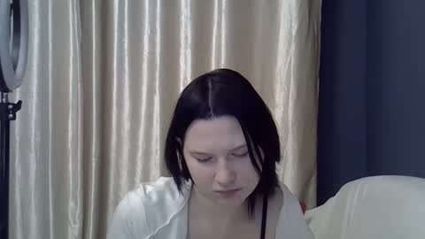 Snapshot of kathrynmason chatting on December 6, 10:29 pm kathrynmason online show from December 6, 10:29 pm