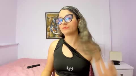 Snapshot of katia_foxx chatting on January 9, 10:20 am Khaterine online show from January 9, 10:20 am