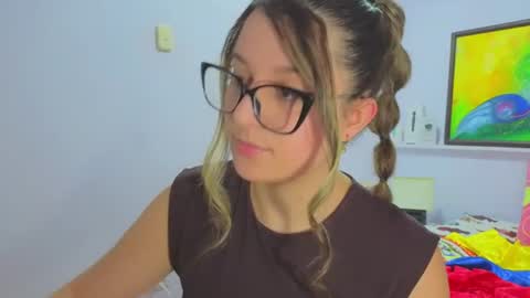 Khaterine online show from June 20, 7:17 pm