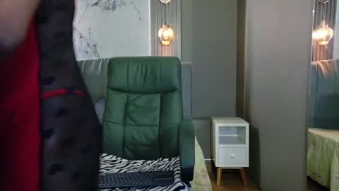 Katia online show from October 2, 3:39 pm