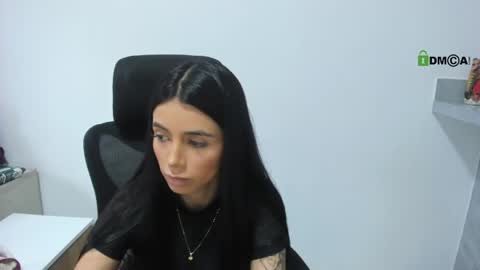 Katia  online show from April 30, 5:18 pm