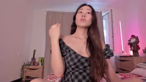 Kate online show from January 2, 9:54 am