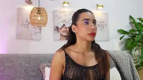 Katie online show from June 18, 11:04 am