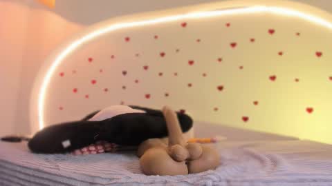 Katy  IGPeach kat666 online show from February 9, 2:08 pm