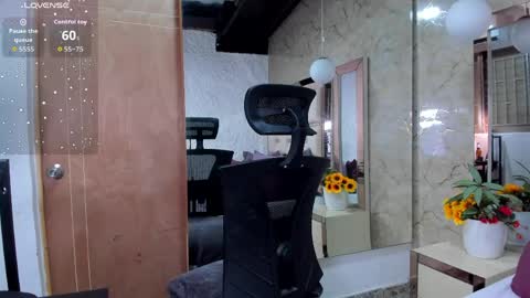 Katleya Lewiis online show from April 29, 10:59 pm