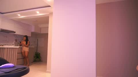 Follow me on instagram and twitter as correaktnees online show from March 4, 7:37 am