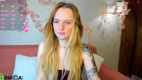 Katrina Bail online show from September 13, 1:35 am