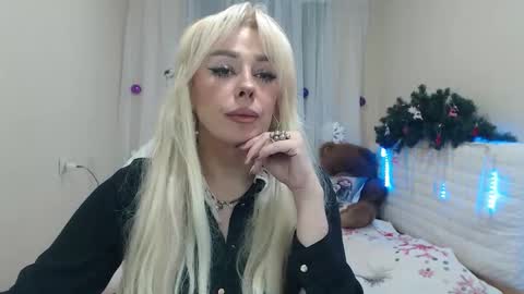 katrinacharm online show from December 16, 8:04 pm