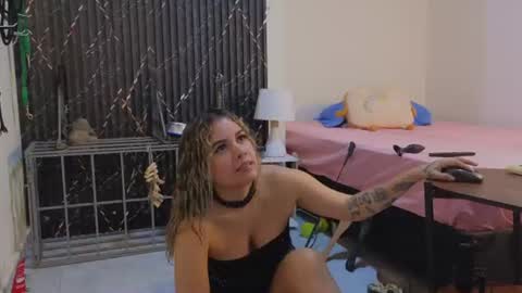Katt  online show from July 11, 5:35 pm