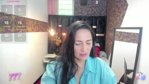 K A T T E  online show from June 1, 1:02 pm