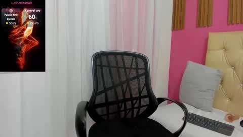 katty  online show from May 28, 4:21 am