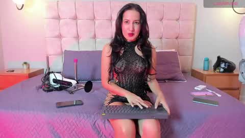 katty_cute19 online show from May 2, 4:05 am