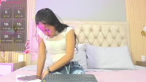 katty_cute19 online show from July 22, 4:24 am