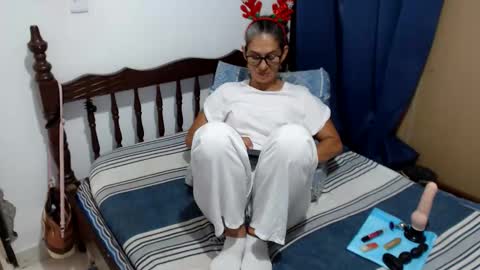 angel online show from December 15, 6:02 pm