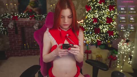 Snapshot of katy_ethereal chatting on December 28, 3:26 am Katy - online show from December 28, 3:26 am