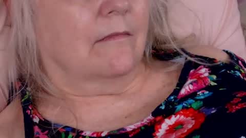 katy_nicole online show from July 4, 12:39 am