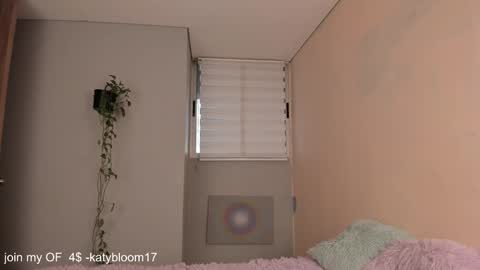    online show from October 24, 8:27 pm