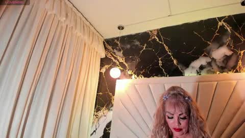 katy  online show from June 30, 11:53 am