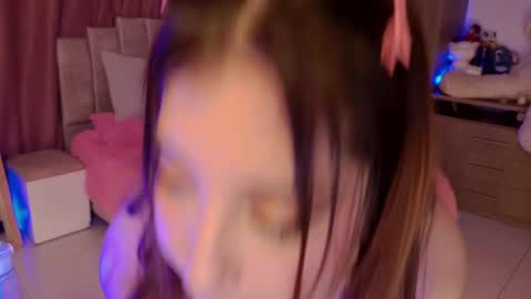 Snapshot of kaylacollins1 chatting on February 12, 3:07 am Kayla  online show from February 12, 3:07 am