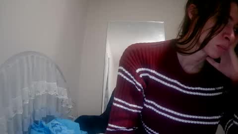 kaylaelizabeth97 online show from April 14, 12:43 am