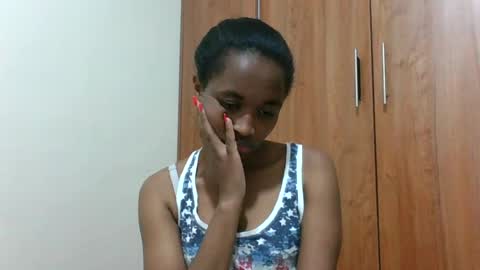 kaylar online show from July 1, 4:39 pm