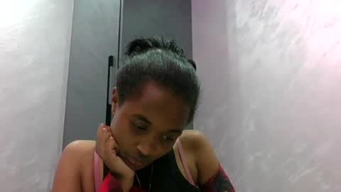 kaylar online show from August 7, 4:36 pm