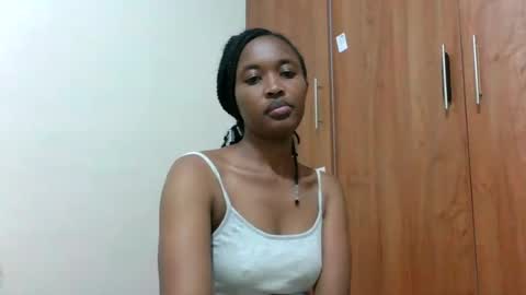 kaylar online show from July 26, 6:37 pm