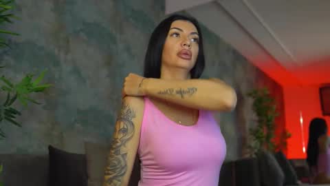 KaylaWildd online show from November 8, 8:30 am