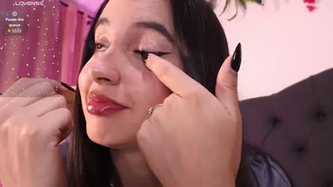 kaylee_lee online show from July 15, 4:06 am