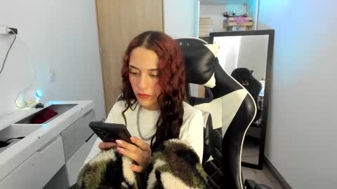 kaylie online show from April 30, 7:19 pm