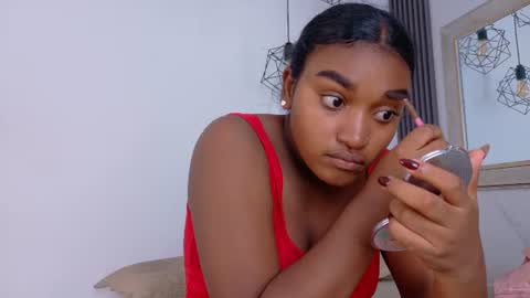 Kayna online show from June 13, 7:33 pm