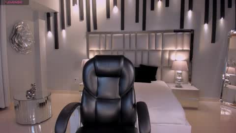 Kay online show from March 16, 5:32 am