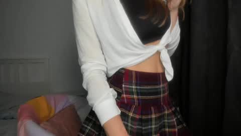 kayyrachyl online show from May 4, 4:22 pm