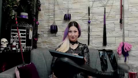 Miss Kazia online show from February 12, 1:51 am