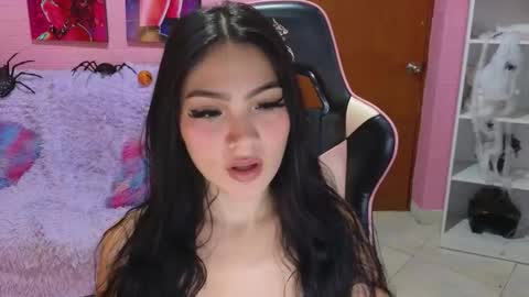 keeiity_moon online show from October 23, 1:28 pm