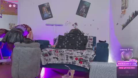 KEILA J online show from June 26, 10:49 am