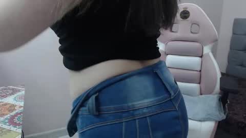 Keila  online show from December 19, 9:29 pm