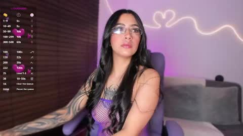 keily new  online show from June 9, 9:41 am