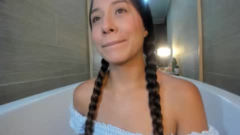 Snapshot of keiry_gonzalez23_aws chatting on September 16, 2:41 am keiry_gonzalez23_aws online show from September 16, 2:41 am
