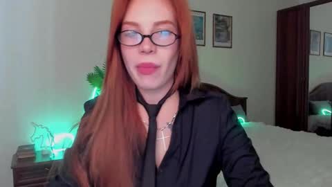 kellly_love_2222 online show from March 16, 5:32 am