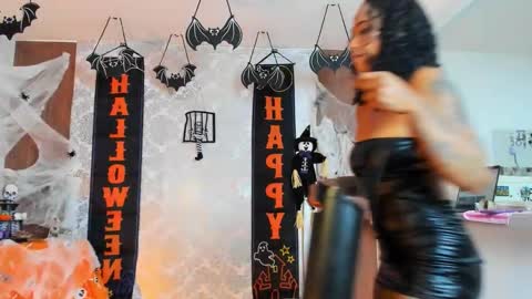 kelly__thomson online show from October 3, 11:54 pm