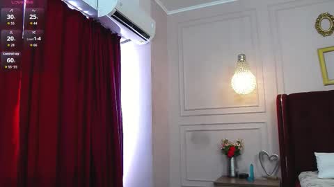 Snapshot of kelly_bliss chatting on October 19, 10:17 am Kelly online show from October 19, 10:17 am