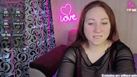 kellycrystall online show from February 27, 8:14 am