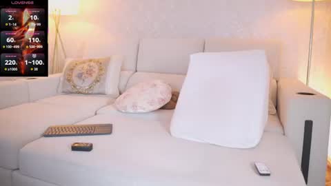 vanessa online show from June 25, 4:19 pm
