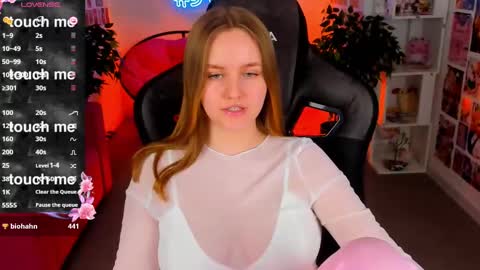 kelly online show from February 22, 6:59 pm